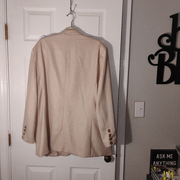 NWT Lola Jeans Beige Blazer – Elegant Textured ( looks like linen) Plus Size lin - Picture 3 of 5